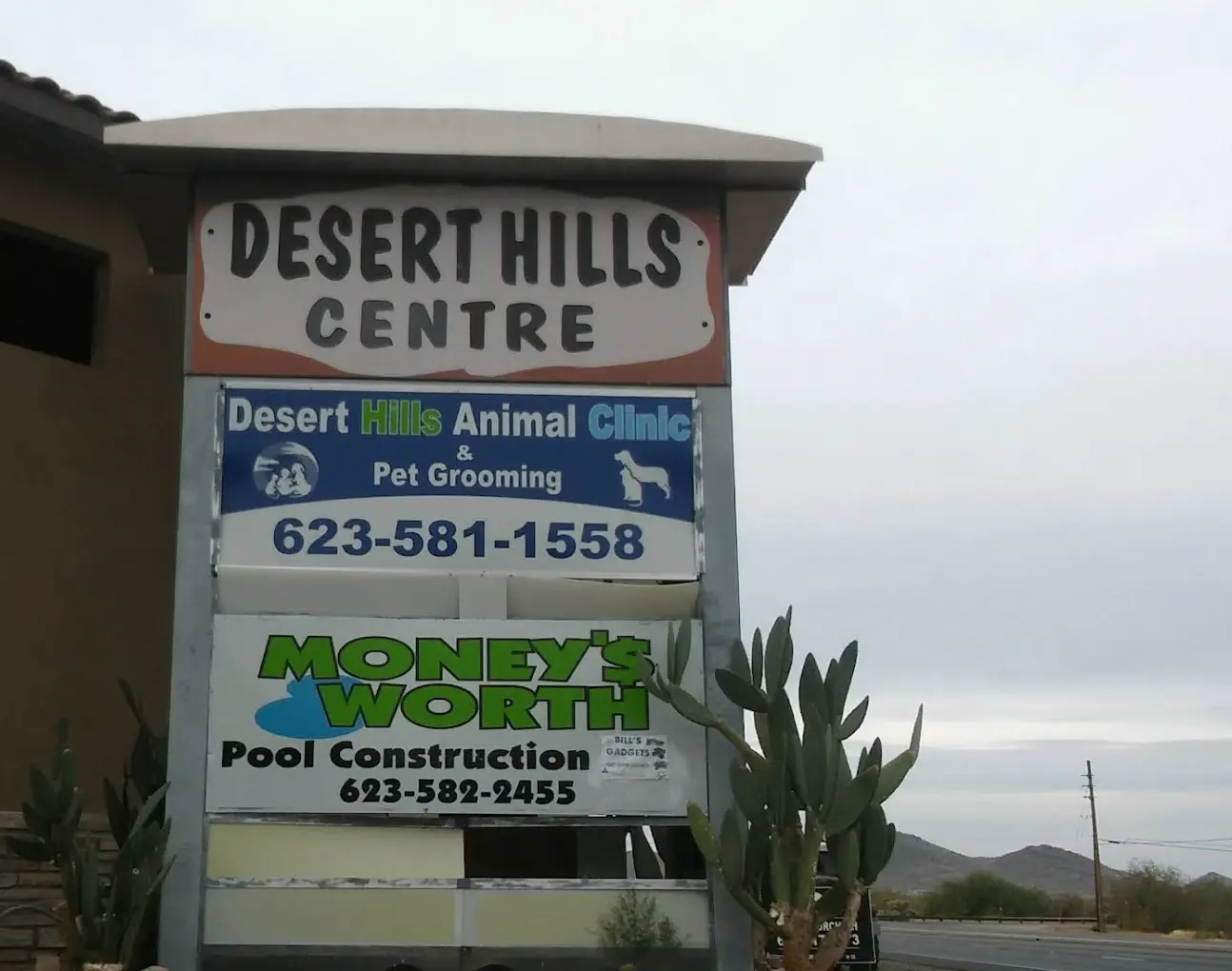 Desert Hills Animal Clinic